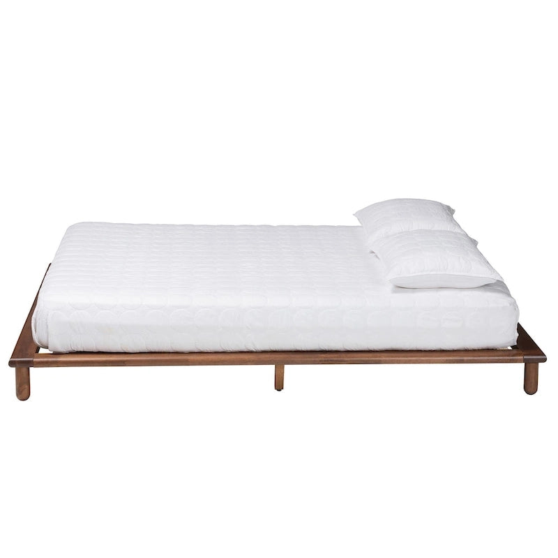 Cadre de lit bas en bois d'hévéa avec balustrade arrondie, Noyer, Style moderne du milieu du siècle, Grand lit / Très grand lit, 2 personnes