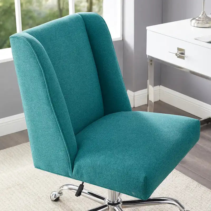 Chaise de bureau pivotante rembourrée avec garniture cloutée et roulettes, plusieurs couleurs, style traditionnel, 1 personne